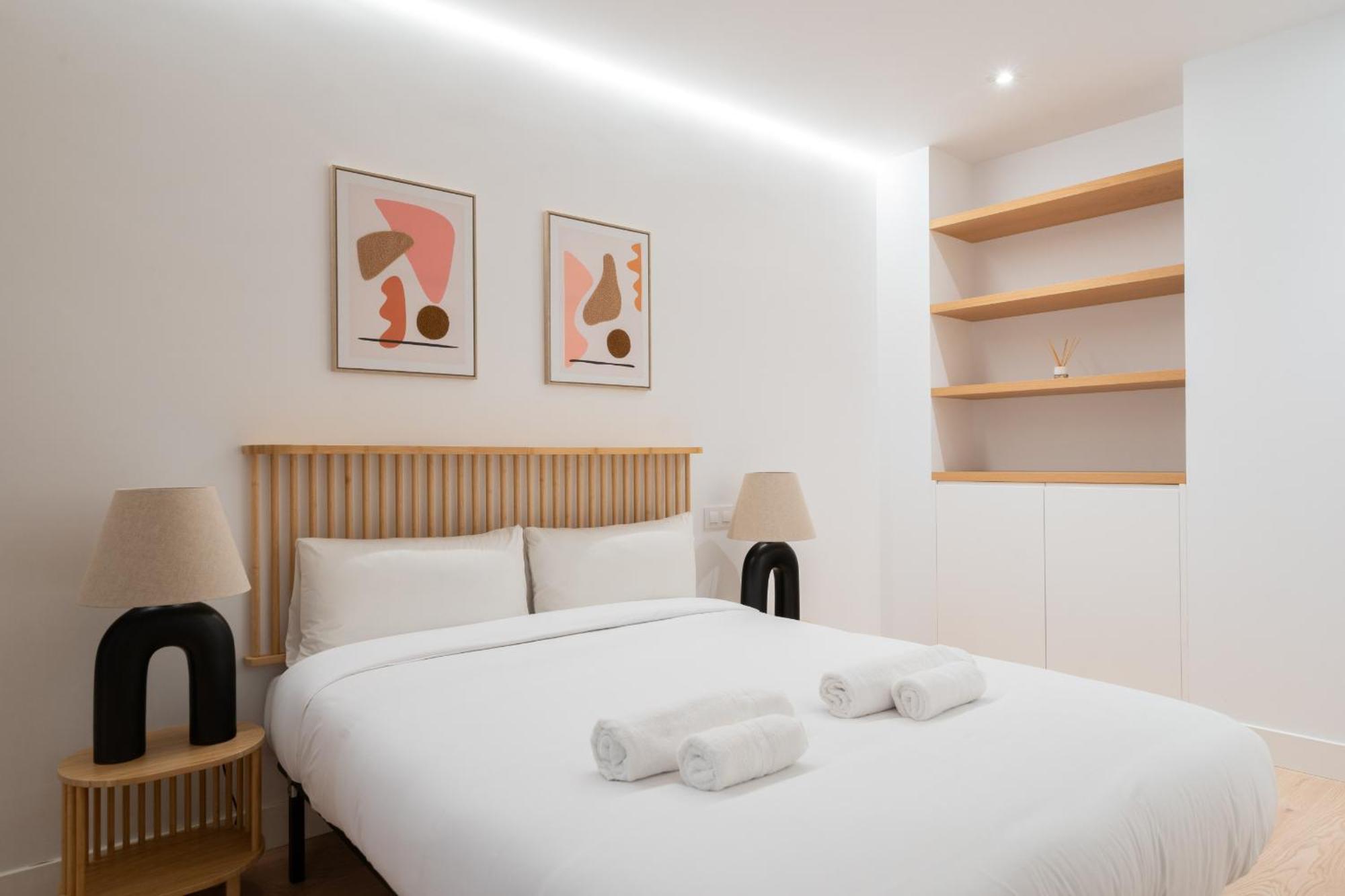 Apartamento Reformado Para 6 Personas En Plena Gran Via Alquiler Temporal マドリード エクステリア 写真