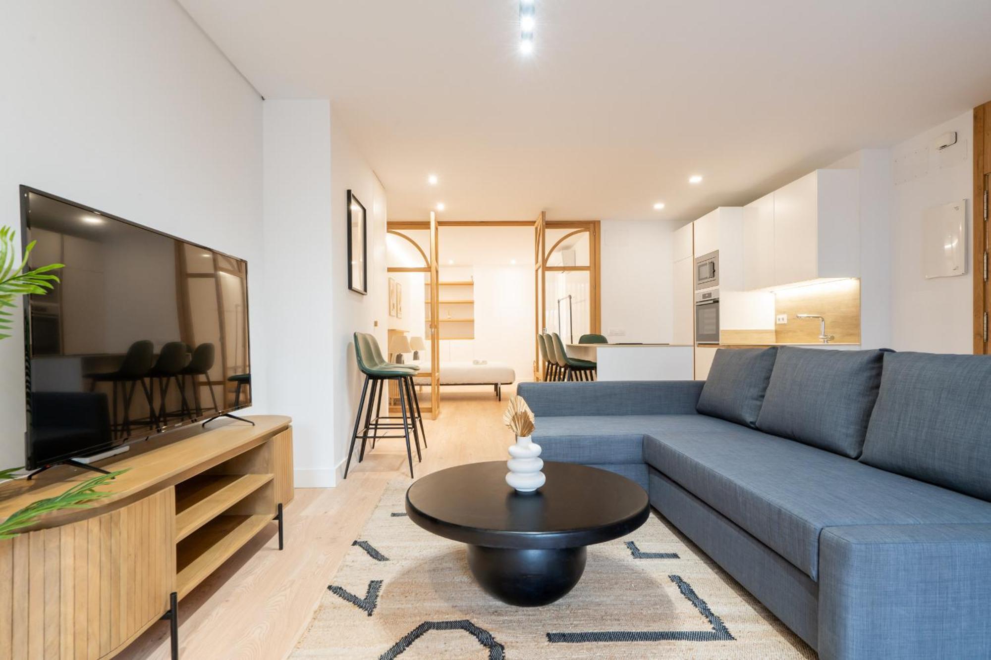 Apartamento Reformado Para 6 Personas En Plena Gran Via Alquiler Temporal マドリード エクステリア 写真