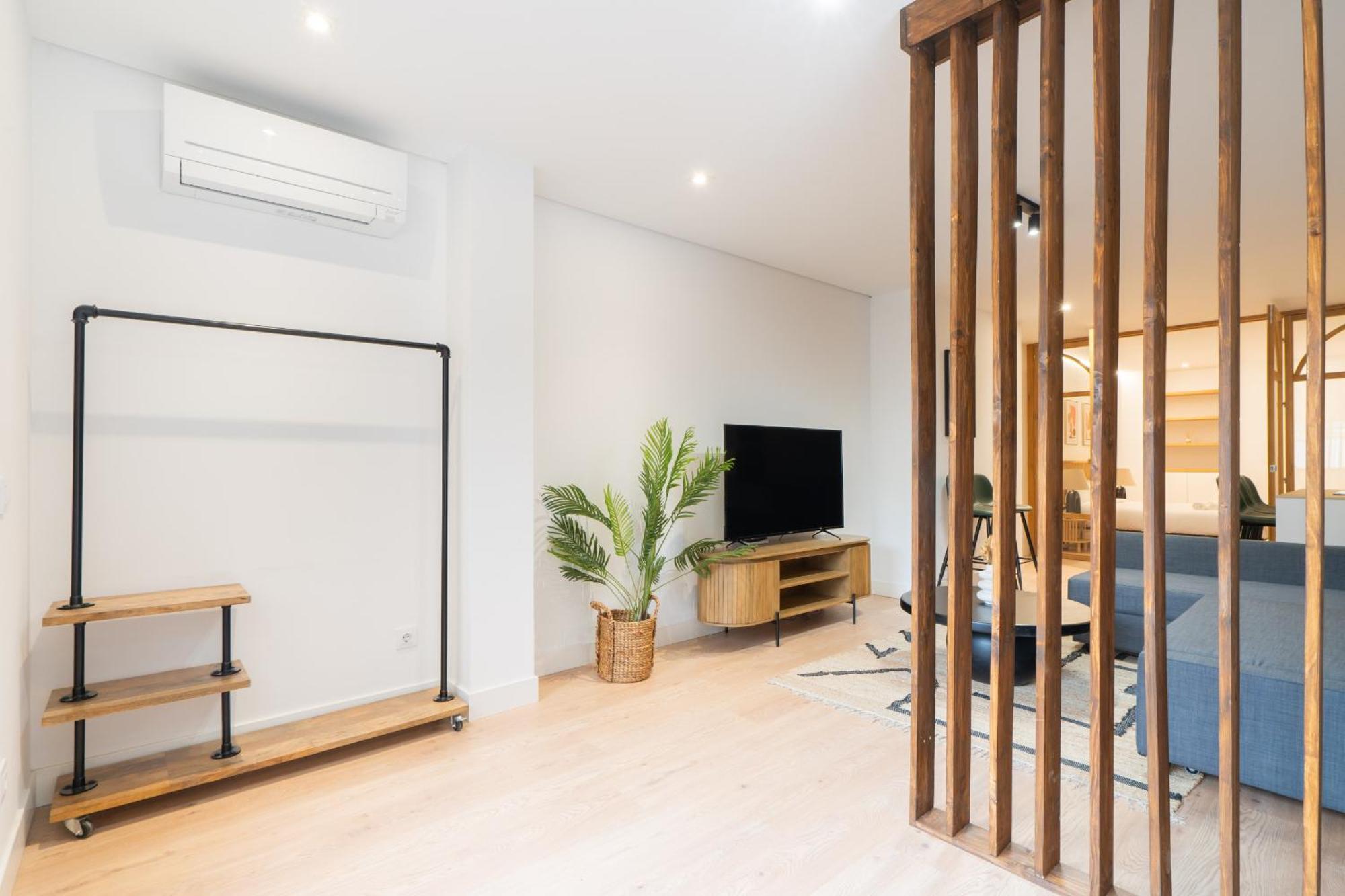 Apartamento Reformado Para 6 Personas En Plena Gran Via Alquiler Temporal マドリード エクステリア 写真