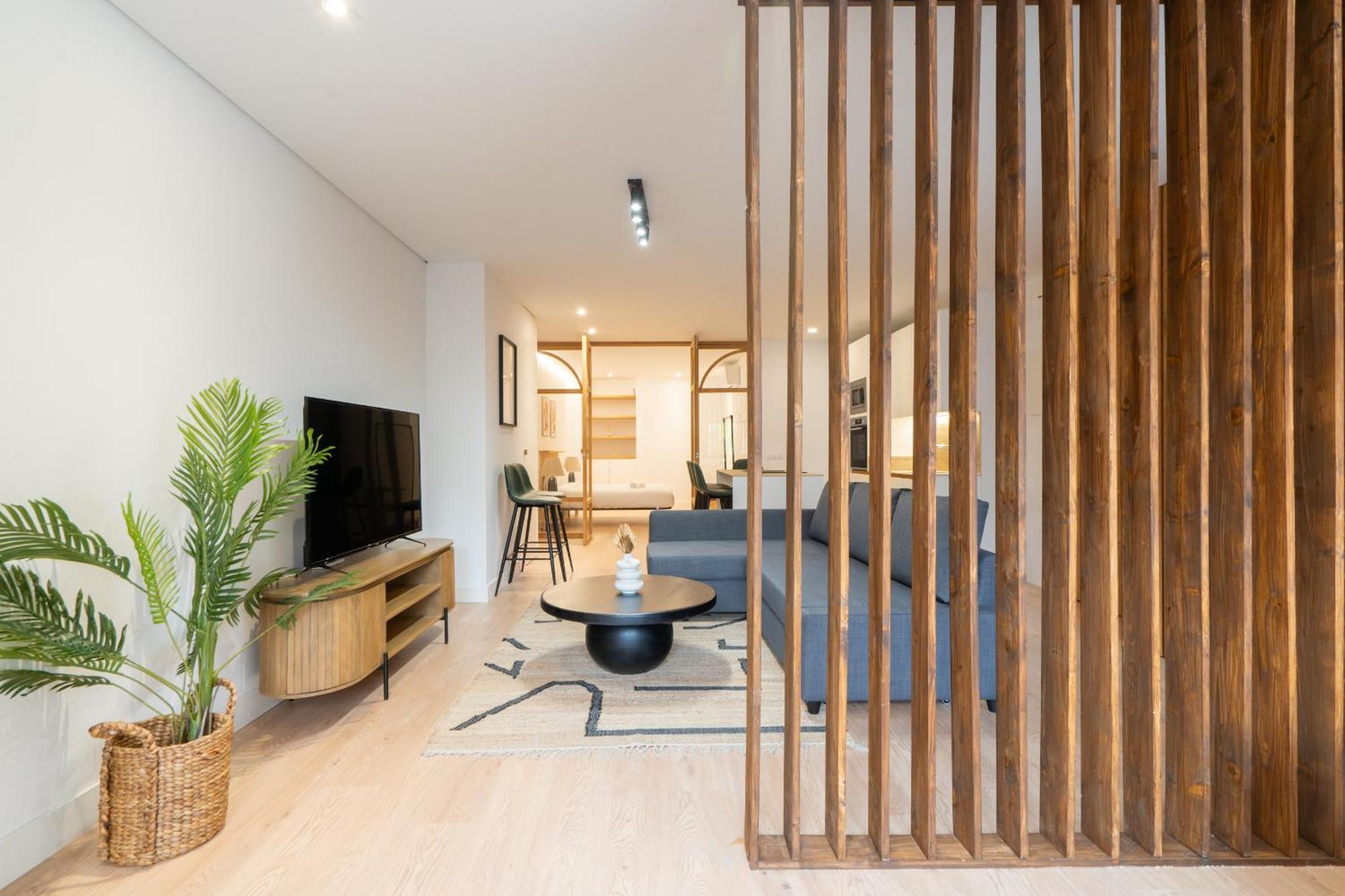 Apartamento Reformado Para 6 Personas En Plena Gran Via Alquiler Temporal マドリード エクステリア 写真
